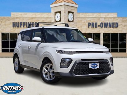 Certified 2022 Kia Soul LX w/ Technology Package