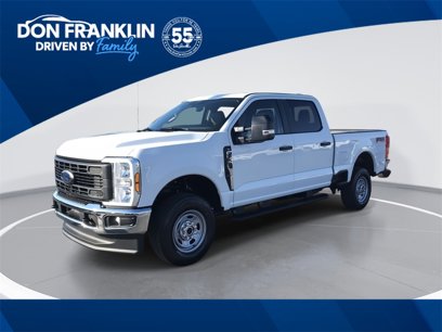 New 2025 Ford F250 XL w/ FX4 Off-Road Package