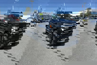New 2025 Chevrolet Silverado 1500 High Country w/ Technology Package