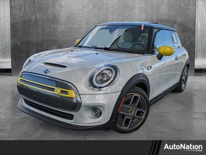 Used 2020 MINI Cooper SE w/ 8.8" Touchscreen Nav Package