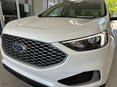 Used 2024 Ford Edge SEL w/ Class II Trailer Tow Package