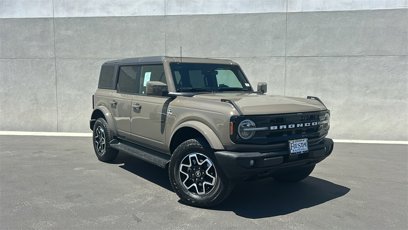 New 2025 Ford Bronco Outer Banks