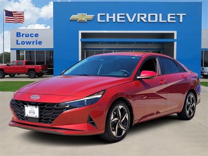Used 2023 Hyundai Elantra SEL w/ Convenience Package
