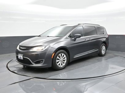 Used 2017 Chrysler Pacifica Touring-L