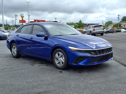 Certified 2024 Hyundai Elantra SE