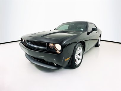 Used 2013 Dodge Challenger SXT