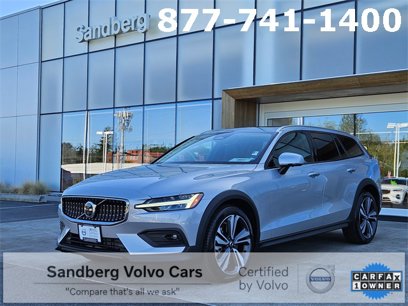 Certified 2024 Volvo V60 B5 Cross Country Plus w/ Protection Package Premier