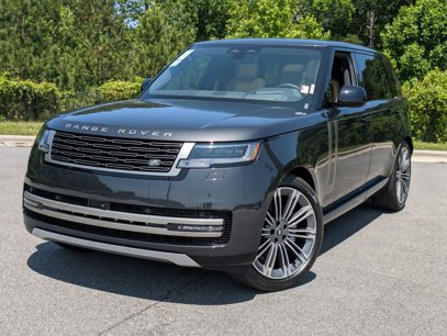 New 2025 Land Rover Range Rover Long Wheelbase SE