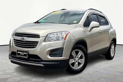 Used 2016 Chevrolet Trax LT w/ LT Sun and Sound Package