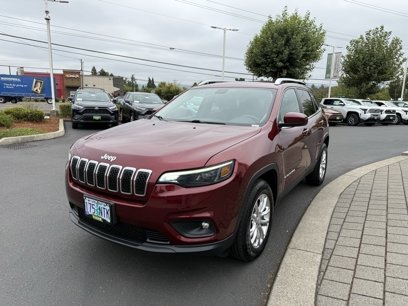 Used 2019 Jeep Cherokee Latitude w/ Popular Appearance Group