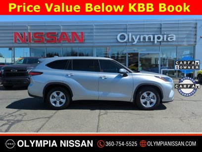 Used 2021 Toyota Highlander LE