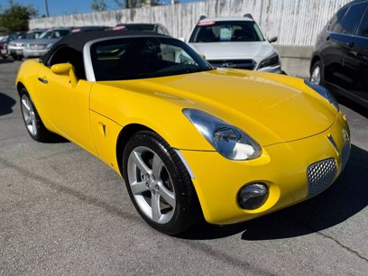 Used 2007 Pontiac Solstice Convertible w/ Premium Package