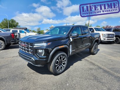 New 2025 GMC Canyon AT4 w/ Nightfall Edition