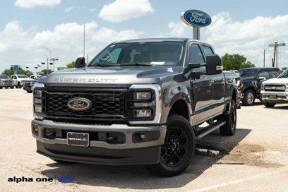 Used 2025 Ford F250 XLT w/ Black Appearance Package