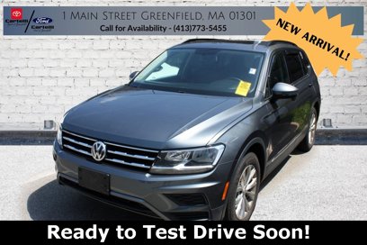 Used 2018 Volkswagen Tiguan SE w/ Panoramic Sunroof Package