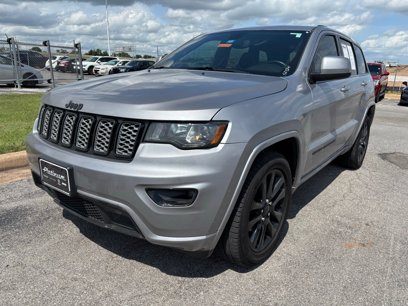 Used 2019 Jeep Grand Cherokee Altitude