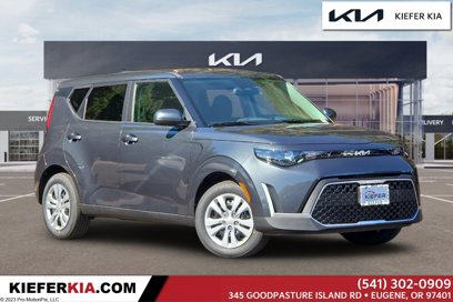 New 2025 Kia Soul LX