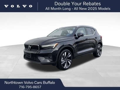 New 2025 Volvo XC40 B5 Ultra w/ Climate Package