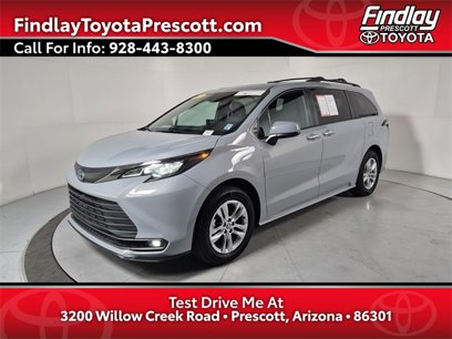 Certified 2022 Toyota Sienna XLE Woodland Edition
