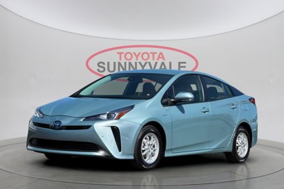 Used 2022 Toyota Prius LE