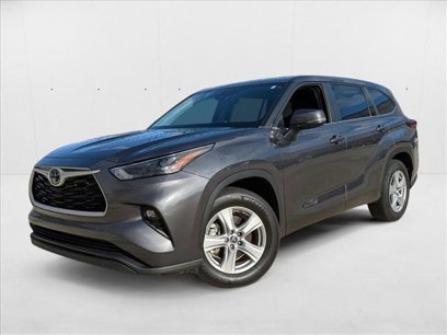 Certified 2024 Toyota Highlander LE