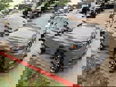 Used 2020 Jeep Cherokee Latitude Plus w/ Cold Weather Group