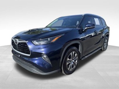 Used 2022 Toyota Highlander XLE