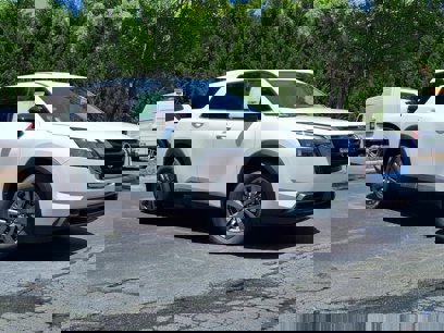 New 2025 Nissan Pathfinder S