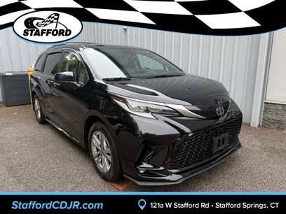 Used 2022 Toyota Sienna XSE
