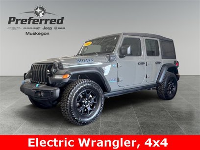 Used 2023 Jeep Wrangler Unlimited w/ Cold Weather Group