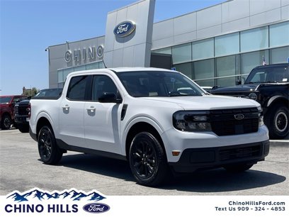 New 2024 Ford Maverick Lariat w/ Black Appearance Package
