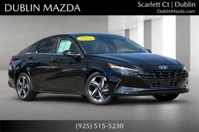 Used 2022 Hyundai Elantra SEL w/ Convenience + Premium Package