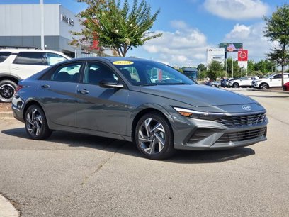 Used 2025 Hyundai Elantra Sport