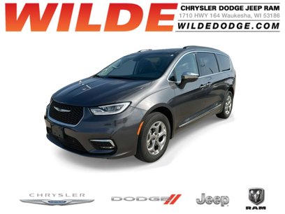 Used 2022 Chrysler Pacifica Limited