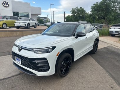 New 2025 Volkswagen Tiguan SE R-Line