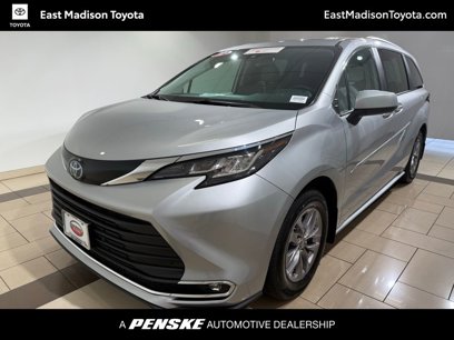 Certified 2022 Toyota Sienna XLE