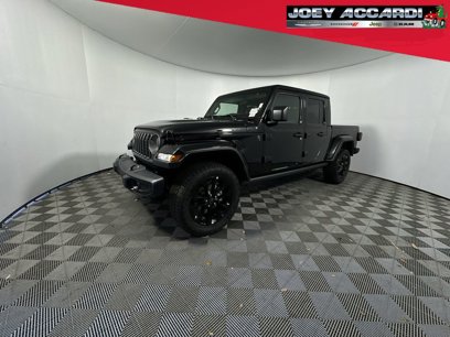 New 2025 Jeep Gladiator Sport