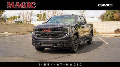 New 2025 GMC Sierra 1500 Elevation w/ Elevation Premium Package
