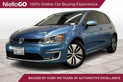 Used 2016 Volkswagen e-Golf SE w/ DC Fast Charging Package