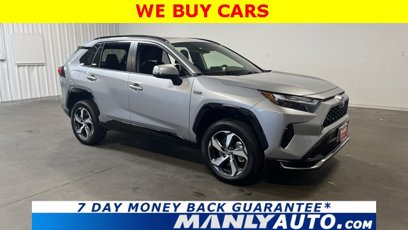 Used 2024 Toyota RAV4 SE