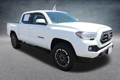 Used 2021 Toyota Tacoma SR5 w/ Blackout Package (TMS)
