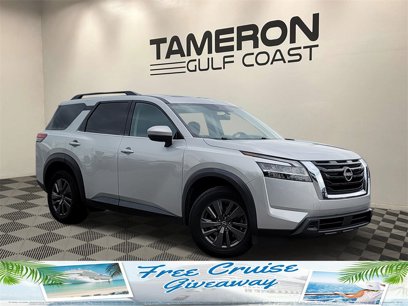 Used 2022 Nissan Pathfinder SV w/ SV Premium Package