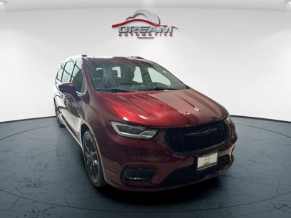 Used 2021 Chrysler Pacifica Touring-L w/ S Appearance Package