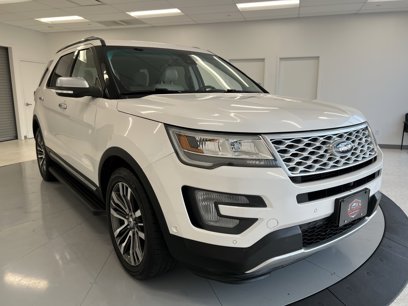 Used 2017 Ford Explorer Platinum