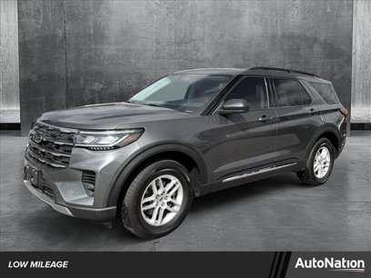 Used 2025 Ford Explorer Active
