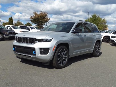 New 2024 Jeep Grand Cherokee Overland w/ Luxury Tech Group IV
