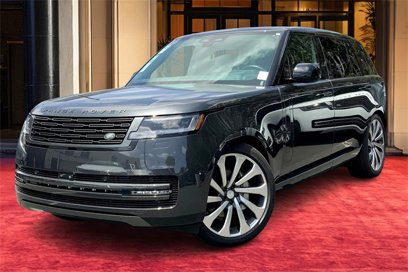 New 2025 Land Rover Range Rover Long Wheelbase SE