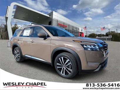 New 2025 Nissan Pathfinder Platinum w/ Cargo Package