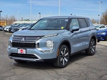 New 2025 Mitsubishi Outlander SE