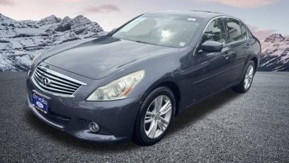 Used 2011 INFINITI G37 x w/ Premium Pkg